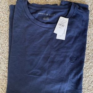Mens navy American Eagle tee